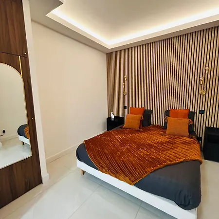 Апартаменты Luxury Appartement-coeur De De Cannes-2 Mns Palais Du Festival Et Croisette *