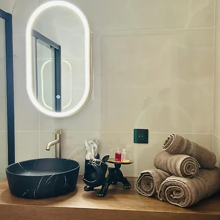 Luxury Appartement-coeur De De Cannes-2 Mns Palais Du Festival Et Croisette Апартаменты Канны