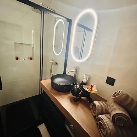 Апартаменты Luxury Appartement-coeur De De Cannes-2 Mns Palais Du Festival Et Croisette