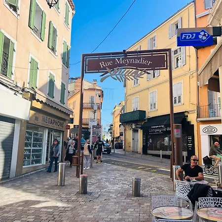 Luxury Appartement-coeur De De Cannes-2 Mns Palais Du Festival Et Croisette Канны